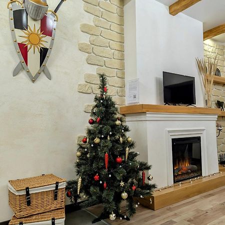 Гетьманські Палати , Старе Місто, 2 Спальні, Балкон-Тераса , 85 М Кв Kamjanez-Podilskyj Exterior foto